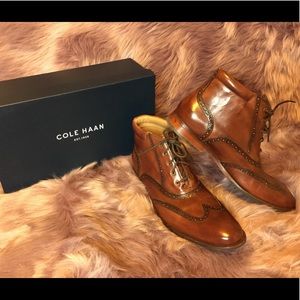 🔔‼️Stunning Cole Haan boots‼️🔔